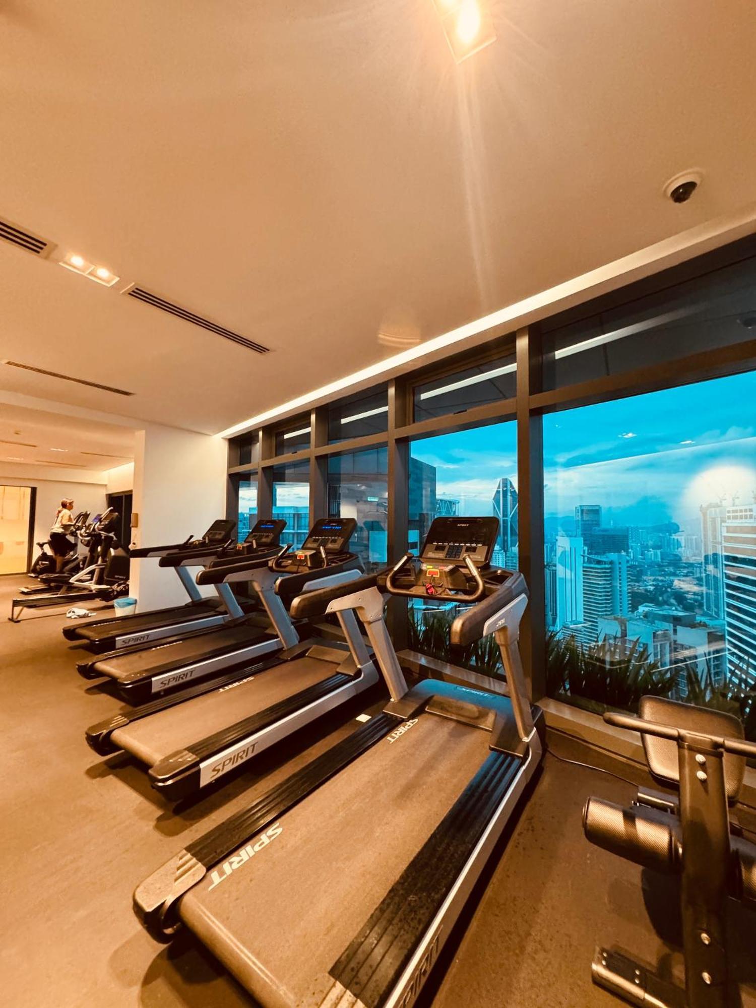 Eaton Service Apartment At Klcc Kuala Lumpur Exterior photo